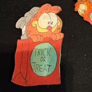 Garfield Trick or Treat Earrings and Brooch Set